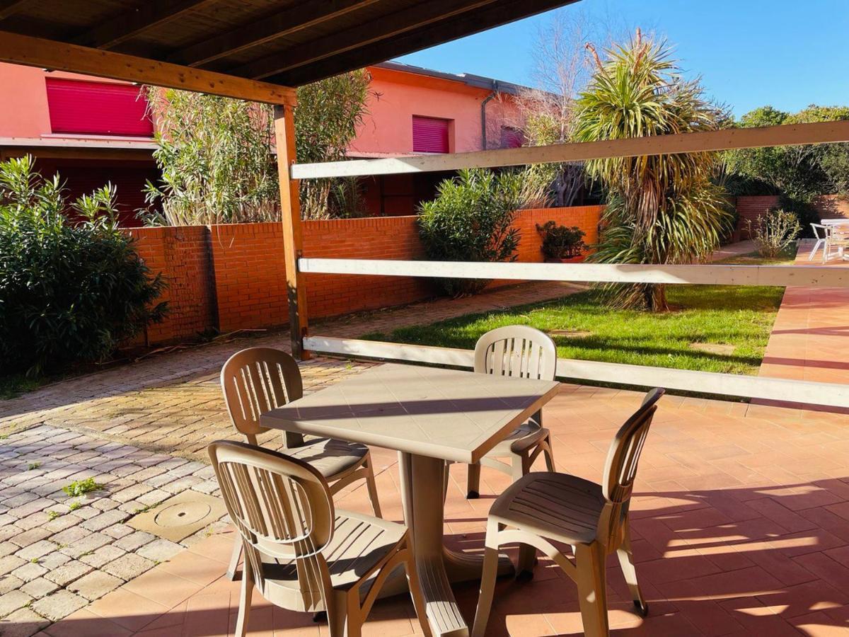 Regina Del Mare Holiday Apartments Tirrenia Eksteriør bilde