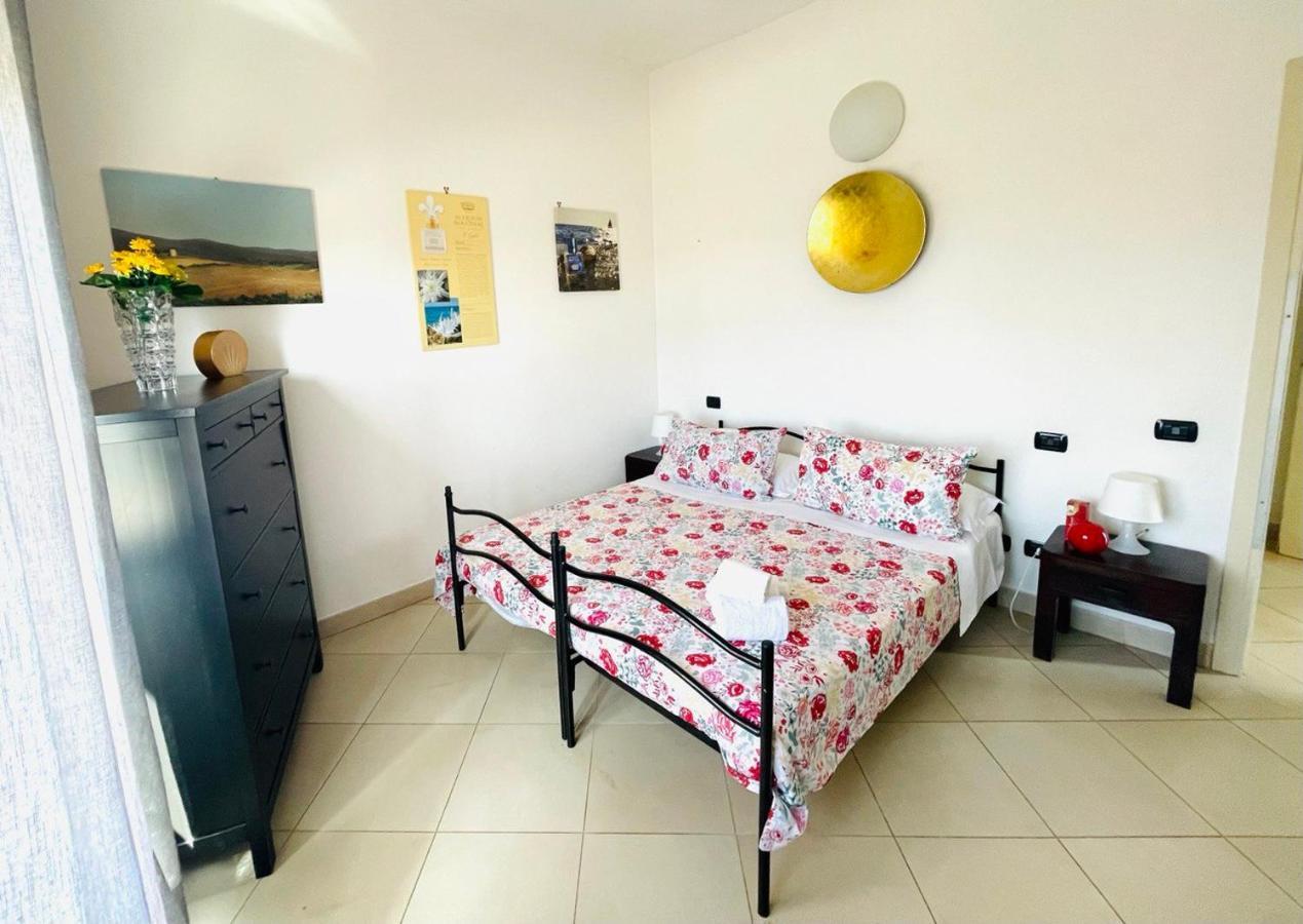 Regina Del Mare Holiday Apartments Tirrenia Eksteriør bilde